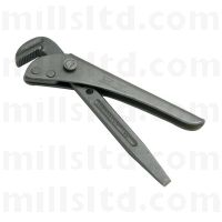 7" Footprint Pipe Wrench